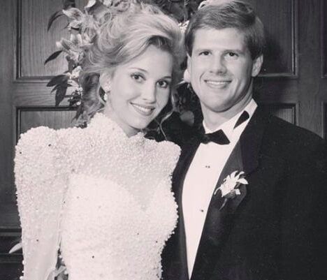 Tavia Shackles: All We Know About Clark Hunt’s Wife