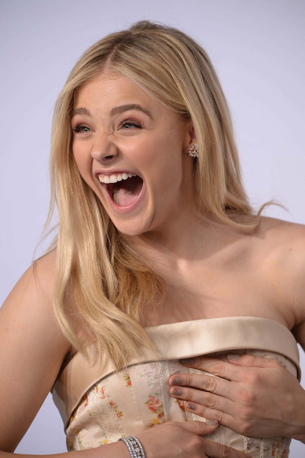 Get All The Details About Chloe Grace Moretz Age, Her Relationship