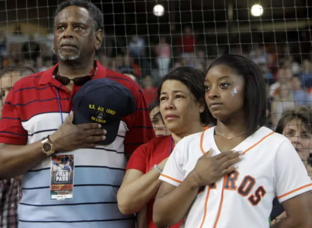 Simone Biles and parents