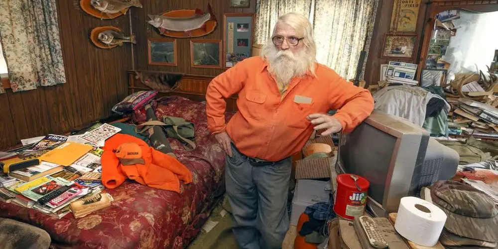Beryl Novak Story: He’s Lived Off-grid In His Forest Shack Since ’70s