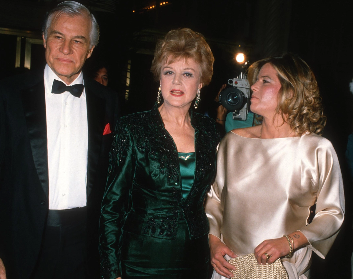 Angela Lansbury's Children: Her Impact On Their Lives | Linefame