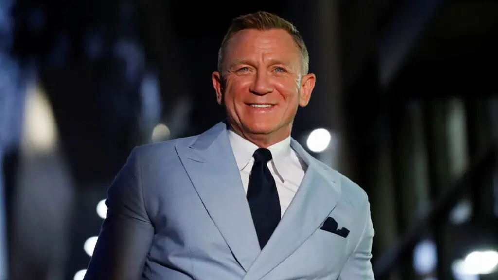 Daniel Craig gay